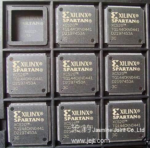 XCS203TQ144C face_0441__ all.JPG