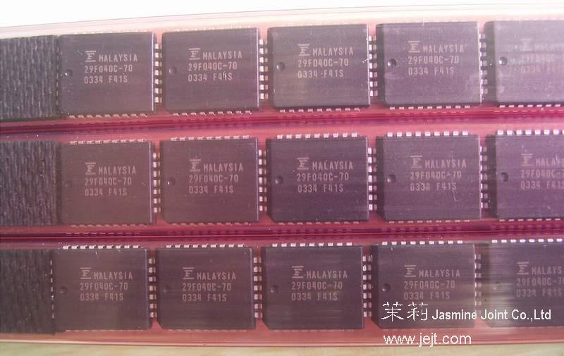 MBM29F040C-70PD tube_dc0334_.JPG