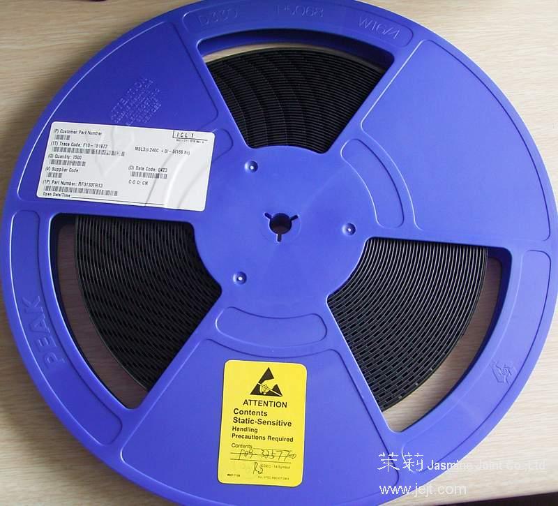 RF3133TR13 label reel_dc0423_.JPG