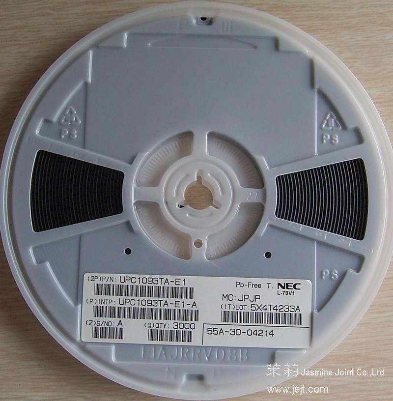 UPC1093TAE1A label-reel.JPG