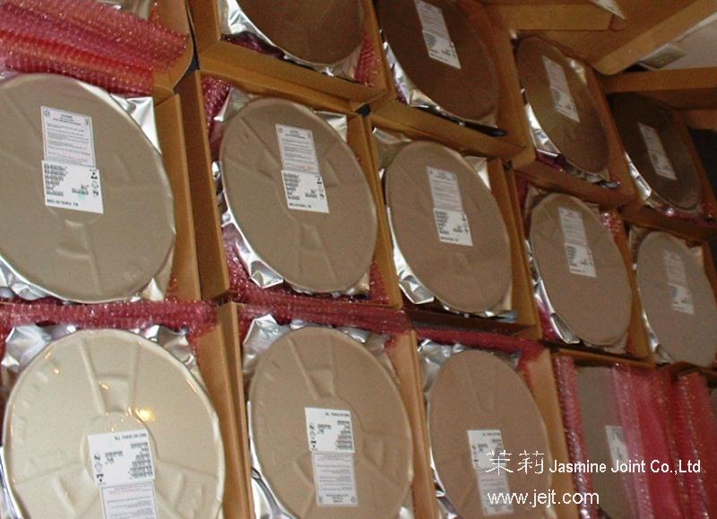 MIC4576WU-TR (5).JPG