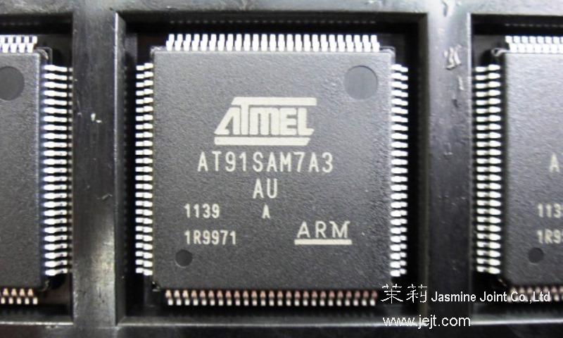 AT91SAM7A3-AU_.jpg